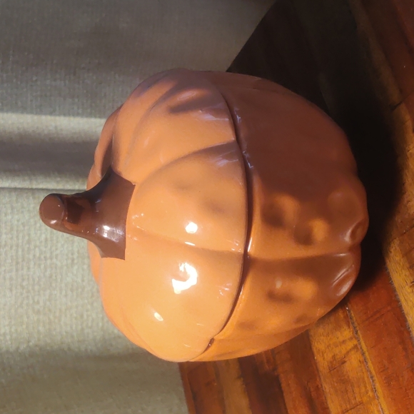 Ceramic Pumpkin Pot with Lid By Whimsical Cupboard - Picture 1 of 5